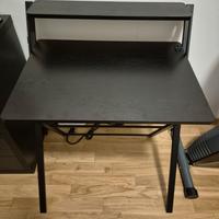 Scrivania pieghevole in legno/metallo.
