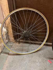 cerchioni bici da corsa 28 tubolari