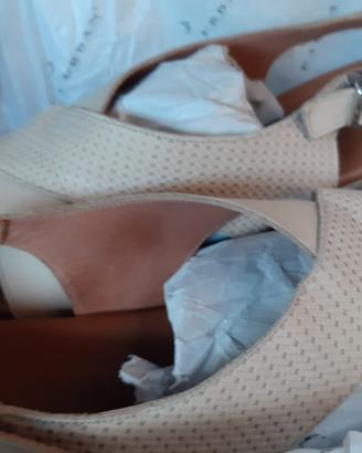 Scarpe usate in buone condizioni