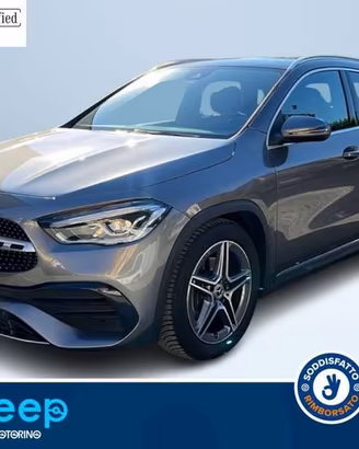 Mercedes-Benz GLA 180 D PREMIUM AUTO