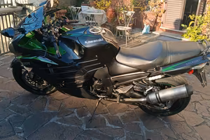 Kawasaki zzr 1400