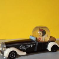 Statuina di Betty Boop. Misura circa cm 9 X 20. L'