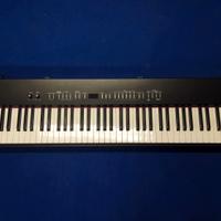 Piano digitale Roland FP4