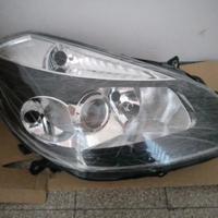 Fanale dx CLIO III 5 porte