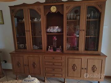 Credenza/sideboard