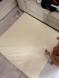 Tappeto morbido per gattonamento