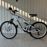 Mountain Bike bambino junior misura 24