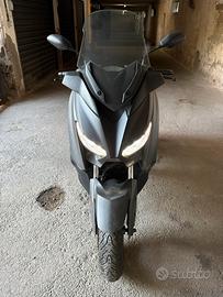 Yamaha XMax 300