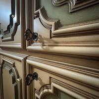 Armadio in legno massello Classico