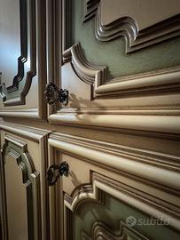 Armadio in legno massello Classico