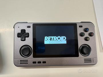 Retroid Pocket 2s + Impugnatura