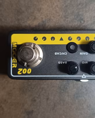 Mooer Micro PreAMP 002 UK Gold 900