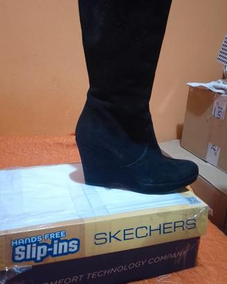 stivaletto con tacco