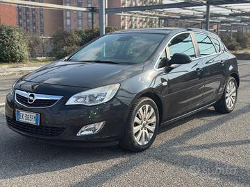 Opel Astra 1.7 CDTI 110CV 5 porte Cosmo