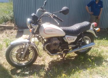 Moto Guzzi V350C