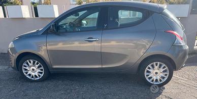 Lancia ypsilon 1,3 multijet diesel