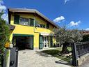 villa-a-schiera-a-lomagna