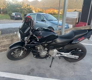 Honda hornet 2004
