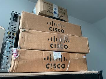 Lotto 19 router Cisco 888 - 878 - 2811 - 2610 - 19