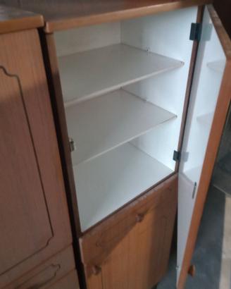 Mobili laminato 69 e 47x34xh141 uso cantina box