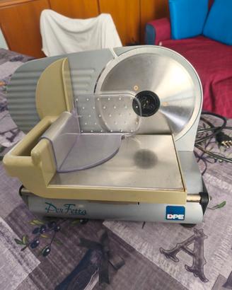 Affettatrice elettrica DPE PerFetta per casa