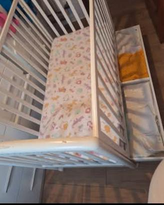 lettino con sbarre