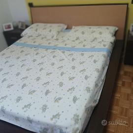 letto matrimoniale  e doghe 