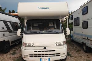 Camper mansardato
