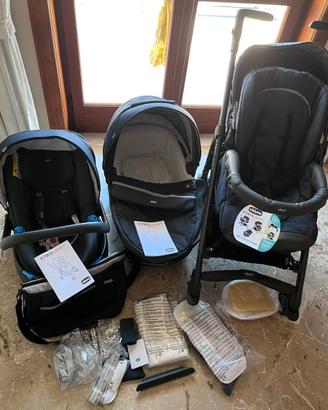 Trio Chicco Love Up completo con ovetto,navicella