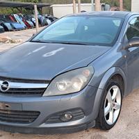 Ricambi Opel Astra H GTC 1.7 cdti 3 porte