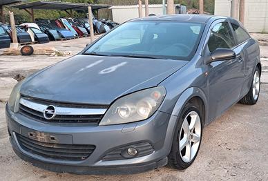 Ricambi Opel Astra H GTC 1.7 cdti 3 porte