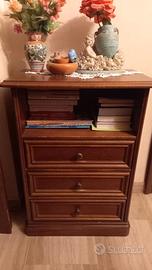 Cassettiera in legno