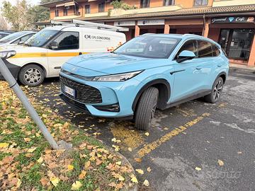Mg hs luxury aut