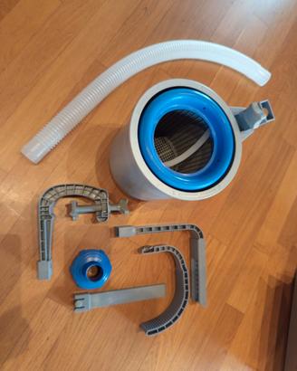 Skimmer esterno piscina