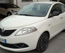 LANCIA YPSILON 1.0 HYBRID FireFly 70cv Gold S&S Bl