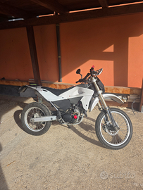 Husqvarna 610 te motore rotto anche a pezzi