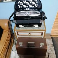 fisarmonica a botoni  marca Giulieti