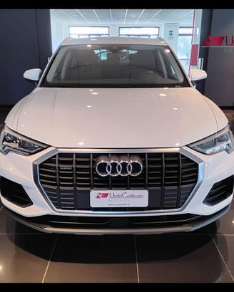 AUDI Q3 35 TDI quattro S tronic Business U10512