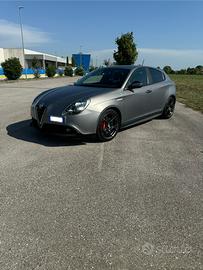 Alfa Romeo Quadrifoglio Launch Edition n.284