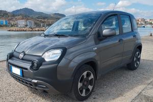 Fiat Panda City Cross Hybrid 