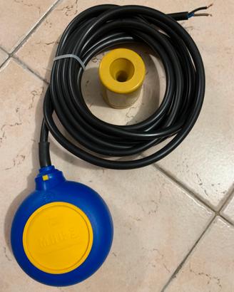 Interruttore a galleggiante