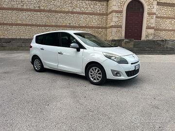 Renault Scenic 7 posti