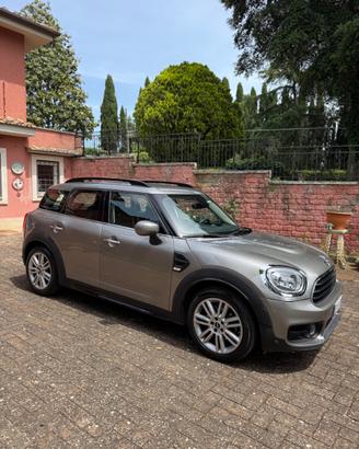Mini Cooper country man