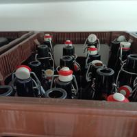 cassetta  con  bottiglie per birra tappo meccanico