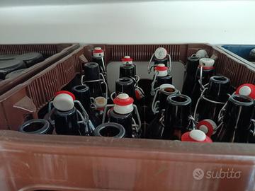 cassetta  con  bottiglie per birra tappo meccanico