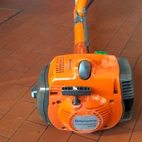 decespugliatore Husqvarna professionale 