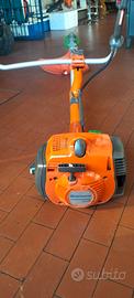 decespugliatore Husqvarna professionale 
