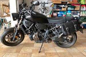YAMAHA XSR 700