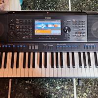 YAMAHA PSR SX900