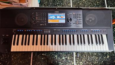 YAMAHA PSR SX900